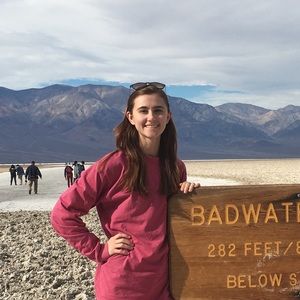 Meet your Posher, Christina